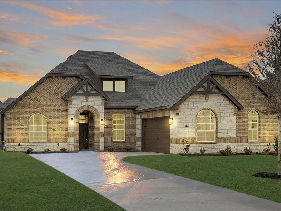 1st image of 513 Riverbank Ct