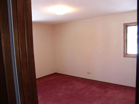 5th image of 1525 Riverview Dr