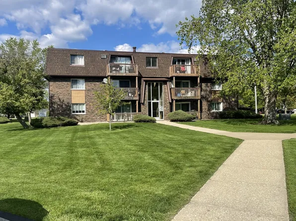 19380 Wolf Rd APT 5, Mokena, IL 60448