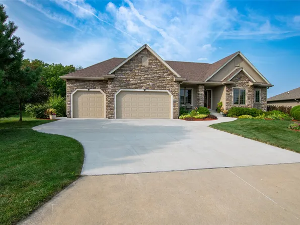 5638 NW 5th Ct, Des Moines, IA 50313