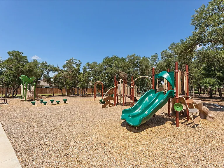 4460 Wilder Farm Ln — Photo 34