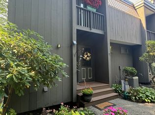 833 Weirs Blvd #8B8B, Laconia, NH 03246
