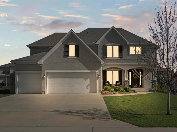 16122 W 163rd Ter, Olathe, KS 66062