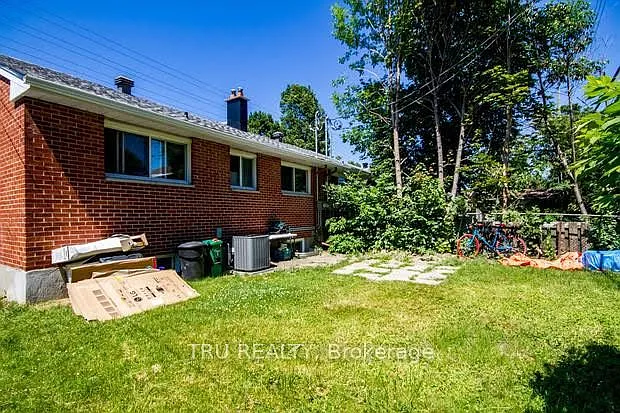 2430 Iris St #B — Photo 25