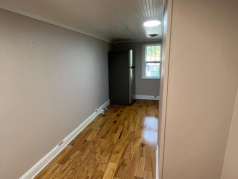 1701 Washington Ave #B — Photo 8