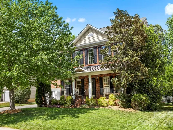 1229 Periwinkle Dr, Waxhaw, NC 28173