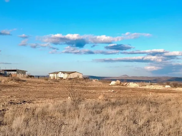 15 Manzano Ct, Fort Davis, TX 79734