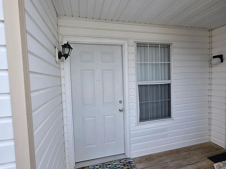 4226 Beasley Ct — Photo 3