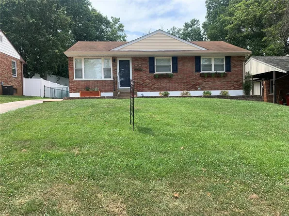 9912 Slevin Ln, Saint Louis, MO 63123
