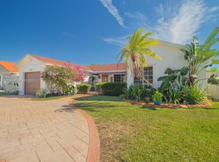 5950 NW 192nd St, Hialeah, FL 33015