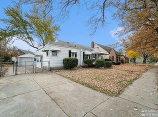 26527 Southwestern Hwy, Redford, MI 48239