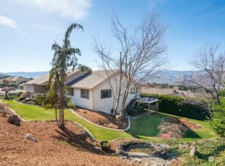 626 Vista View Pl, East Wenatchee, WA