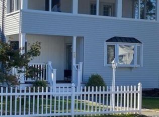 25 Myrtle St, Norwalk, CT 06855