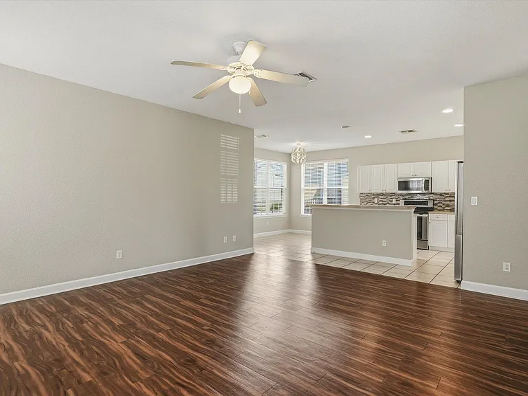 3316 Calumet Dr — Photo 7