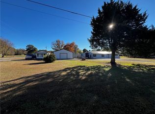 103 N Hill St, Scammon, KS 66773