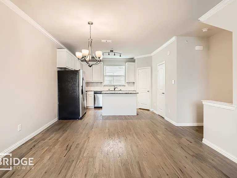 Lamar Townhomes — Photo 42