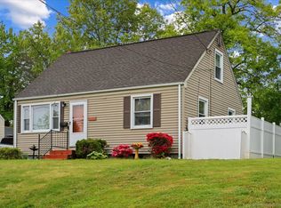 293 Country Club Rd, New Britain, CT 06053