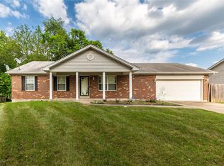 22 Trampe Hill Dr, Saint Louis, MO