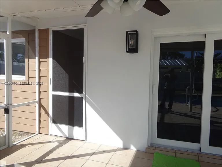 1565 Thumb Point Dr — Photo 86