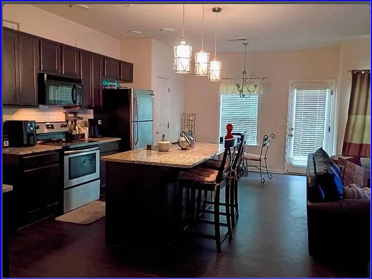 7753 Haynes Park Cir — Photo 18