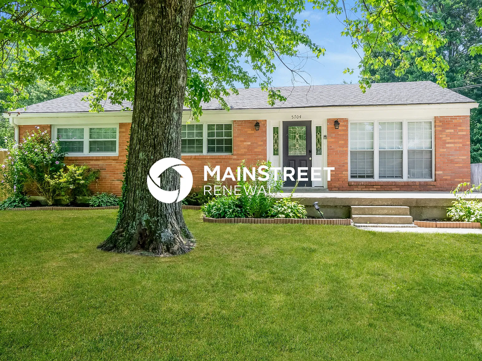 5704 Locust Way — Photo 1