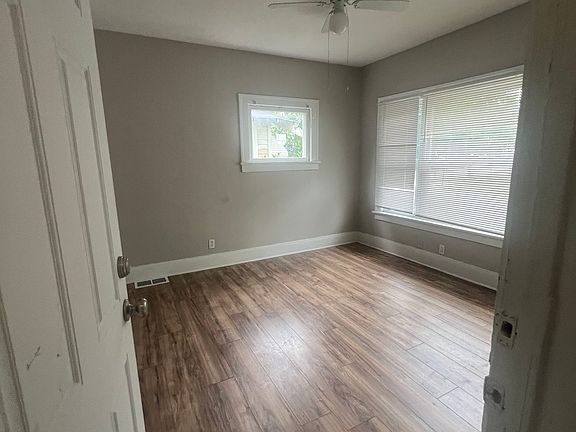 5th image of 3531 W 128th St #U1