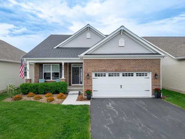 302 Links Dr, Addison, IL 60101