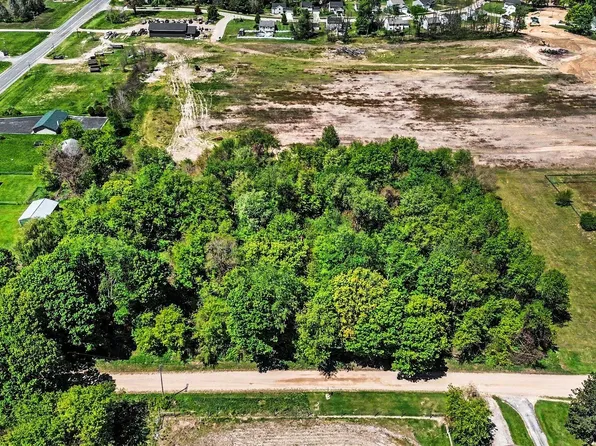 56th St, Bangor, MI 49013