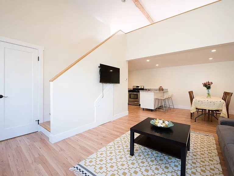 1734 Bancroft Way — Photo 4