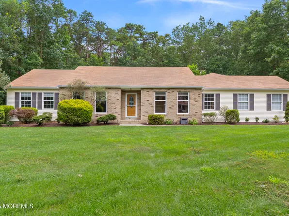 3 Carroll Court, Jackson, NJ 08527