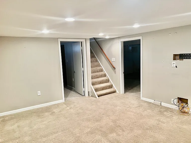 3819 21st Ave — Photo 15
