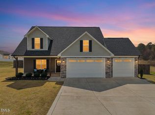 129 Thunder Valley Ct, Lillington, NC 27546