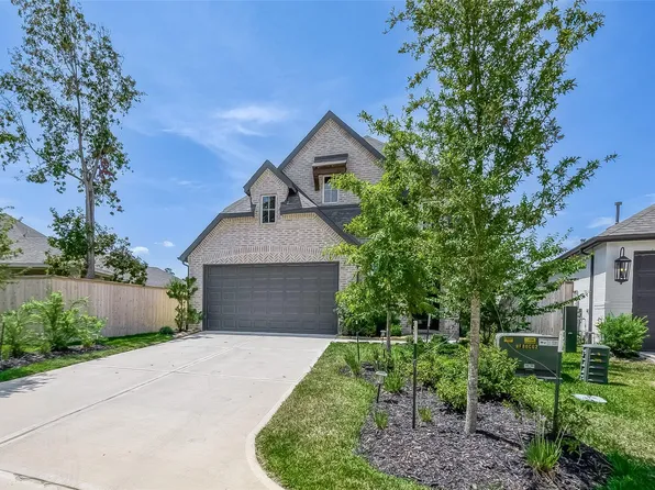 430 W Cascade Heights Dr, Montgomery, TX 77316