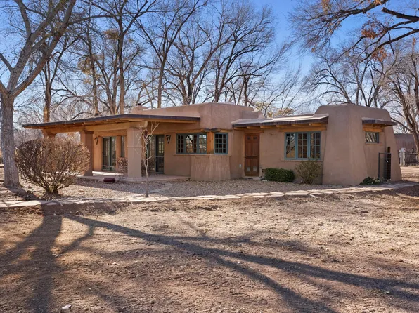 4659 Corrales Rd, Corrales, NM 87048