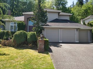 18079 NW Varese Ct, Issaquah, WA 98027