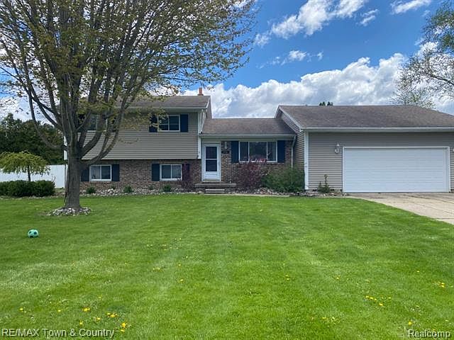 1st image of 516 Hut West Dr