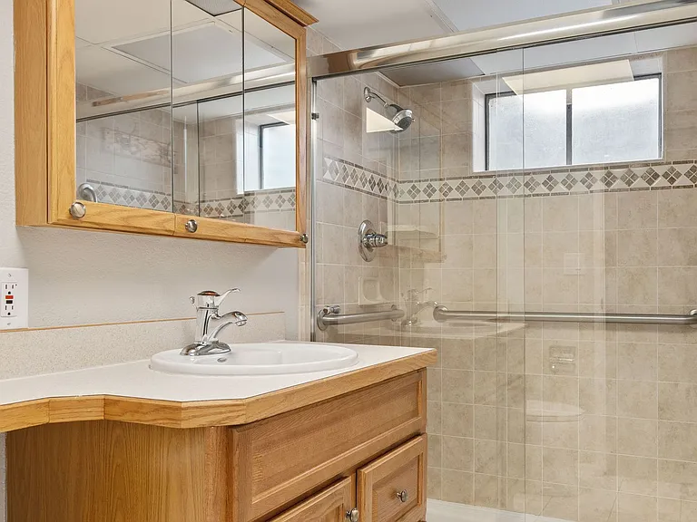 6010 Garrison St — Photo 20