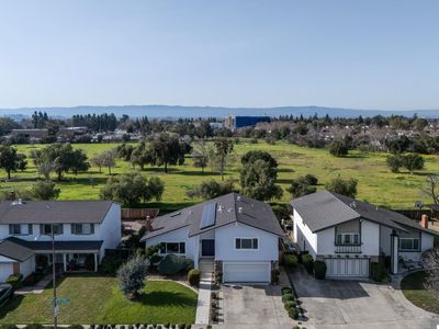 933 Foxridge Way, San Jose, CA, 95133