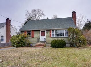 99 Gleason Rd, Lexington, MA 02420