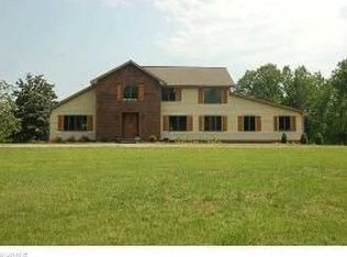 8703 Dapple Grey Rd, Oak Ridge, NC 27310