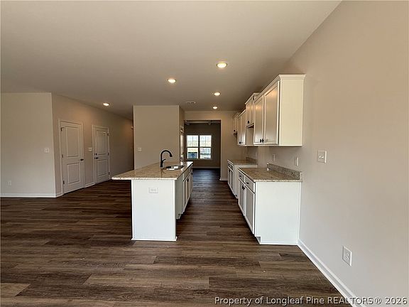 4th image of 208 Arabia Rd