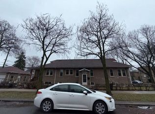 4945 N California Ave, Chicago, IL 60625