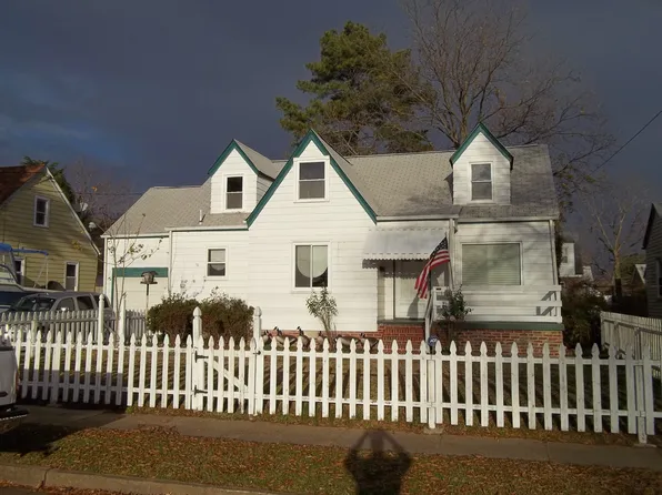 3756 Dare Cir, Norfolk, VA 23513