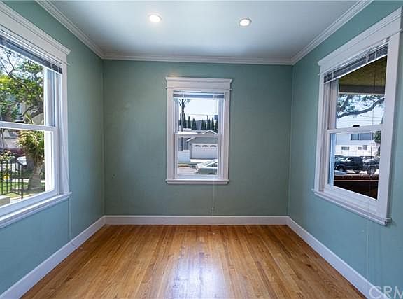 4th image of 4517 W 173rd St