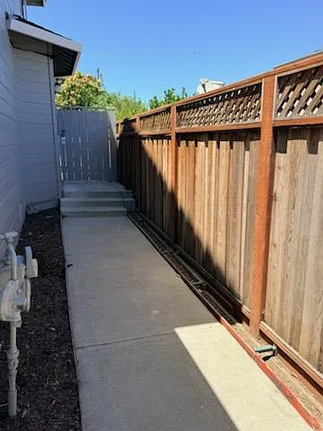 431 Baron Ct — Photo 8