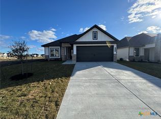 911 James Parker Cir, Killeen, TX 76542