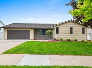 3028 W Point Rd, Green Bay, WI 54313