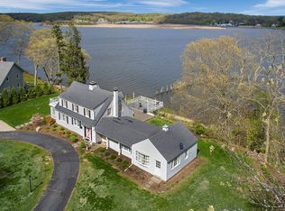 28 Riverside Ave, Old Saybrook, CT 06475