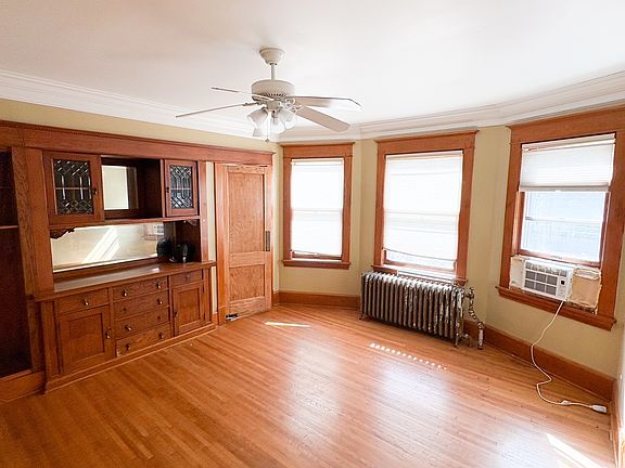 4th image of 1698 Minnehaha Ave W APT 3