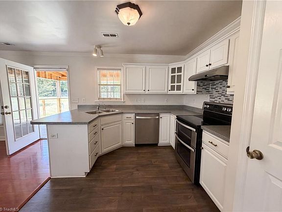 2nd image of 4528 Lasley Dr